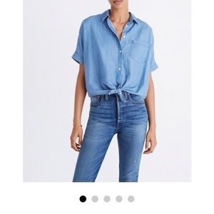 LAST DAY Denim Short-Sleeve Tie-front Top